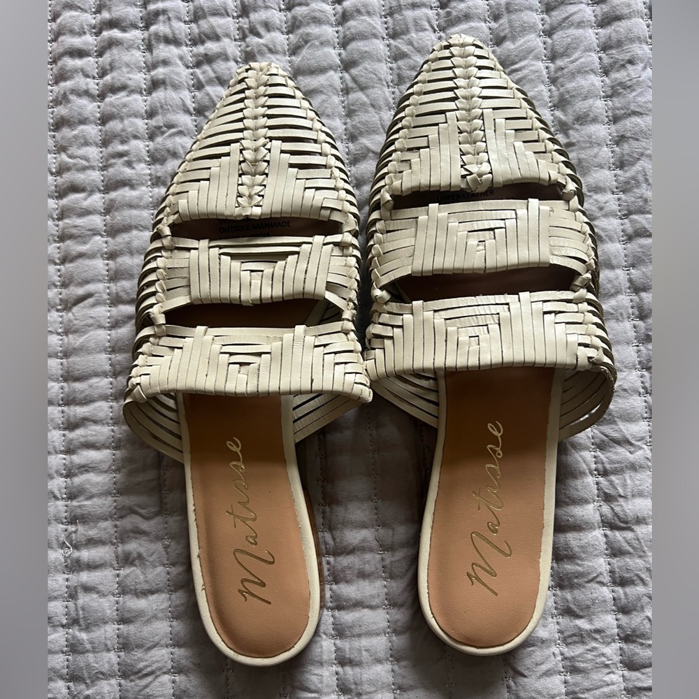 Brand new, size 8 ivory Matisse woven leather mules.